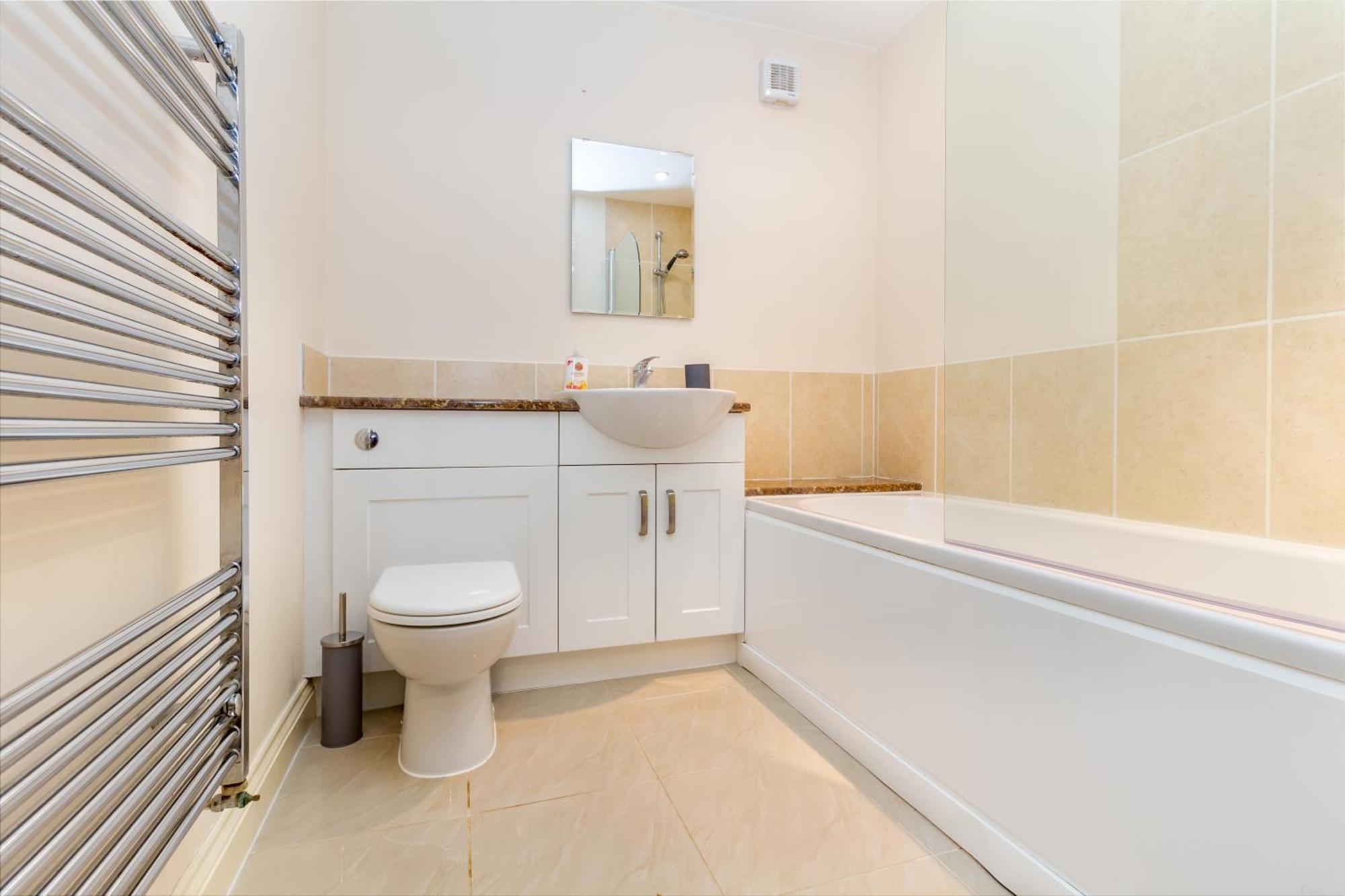 Host & Stay - Hillbrook House Apartment غْريت مالفيرن الغرفة الصورة