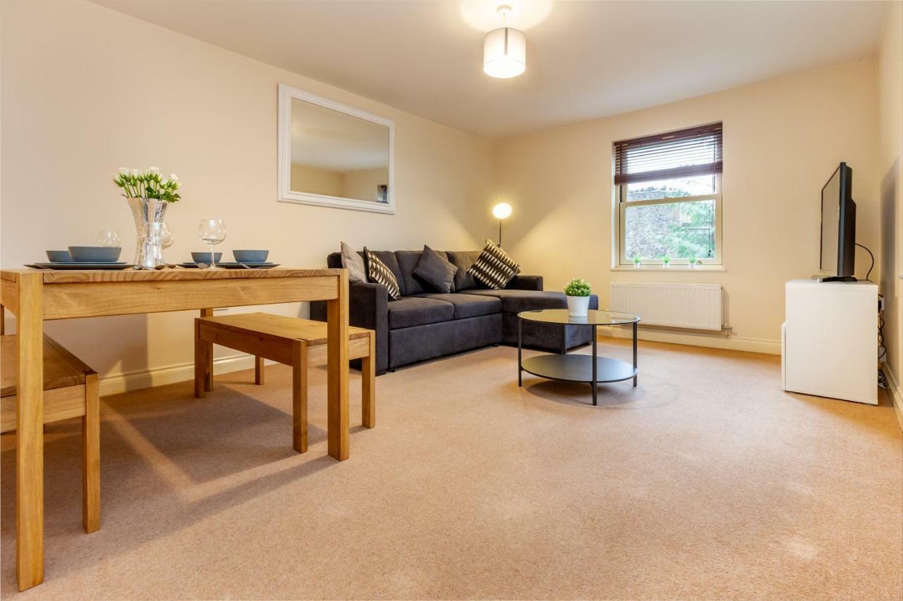 Host & Stay - Hillbrook House Apartment غْريت مالفيرن المظهر الخارجي الصورة